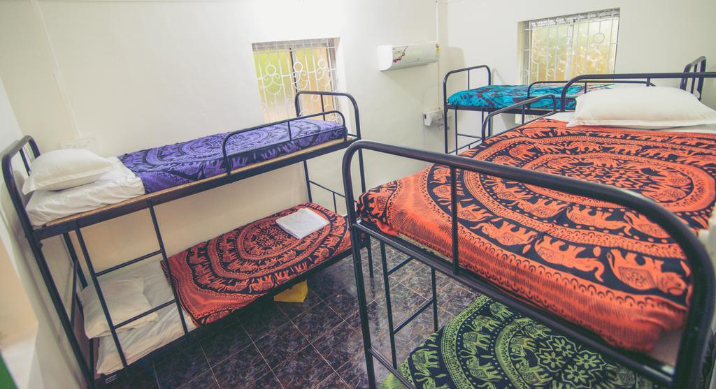 Anjuna By Roadhouse Hostels Goa Bilik gambar