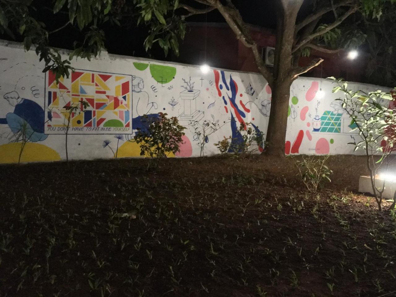 Anjuna By Roadhouse Hostels Goa Luaran gambar