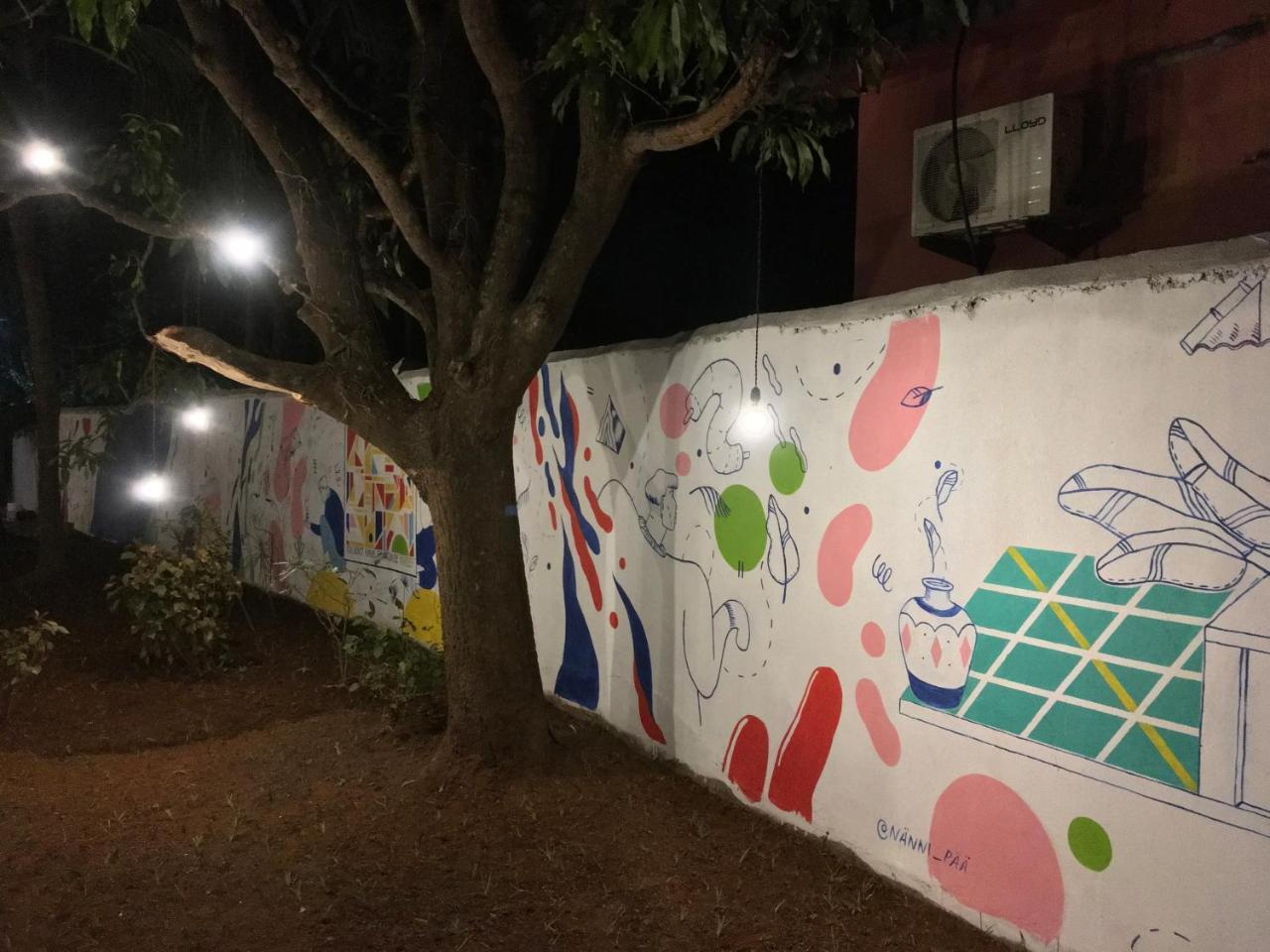 Anjuna By Roadhouse Hostels Goa Luaran gambar